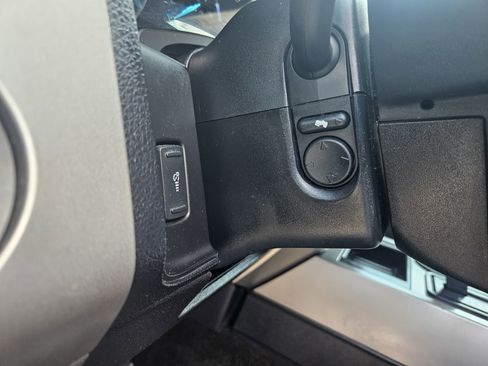 Used 2016 Ford Expedition XLT w/ Equipment Group 202A image 13