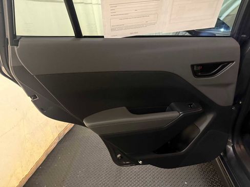 Certified 2024 Subaru Crosstrek 2.0i Premium image 24