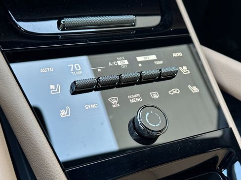 New 2026 Porsche Cayenne image 24