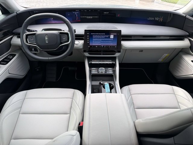 New 2026 Lincoln Nautilus Premier AWD/4WD image 22