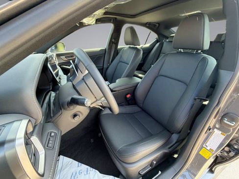 Used 2026 Lexus IS 350 F Sport w/ Accessory Package Z1 RWD image 30