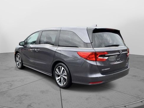 Used 2023 Honda Odyssey Touring image 5
