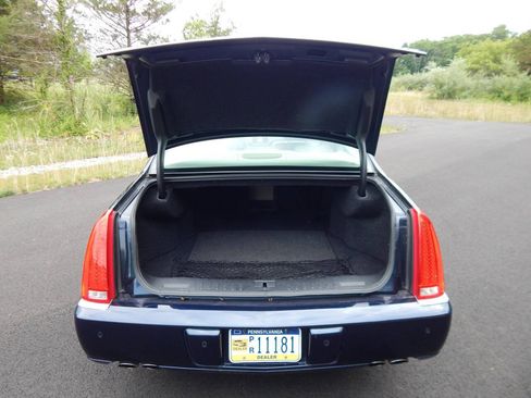 Used 2008 Cadillac DTS FWD image 14