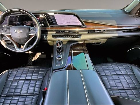 Used 2021 Cadillac Escalade Sport Platinum AWD/4WD image 15
