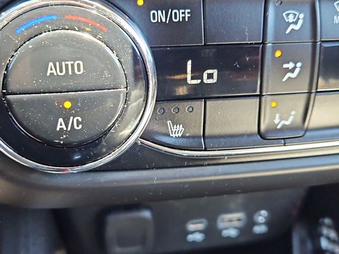 Used 2023 Chevrolet TrailBlazer ACTIV w/ Convenience Package AWD/4WD image 18