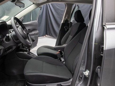 New 2025 Nissan Kicks Play S image 27