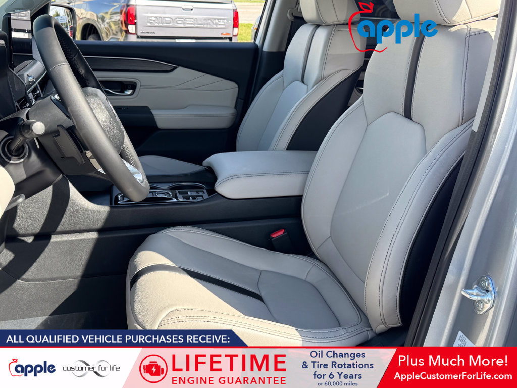 New 2026 Honda Pilot Touring image 5
