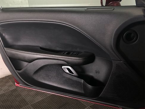 Used 2018 Dodge Challenger SXT image 16