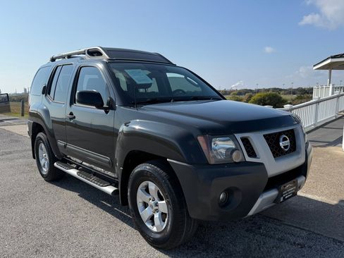 Used 2012 Nissan Xterra S w/ Value Package image 3