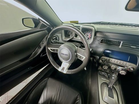 Used 2011 Chevrolet Camaro SS w/ RS Package image 9