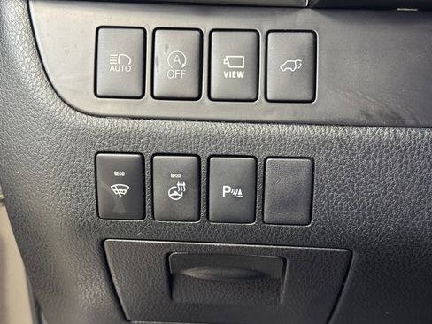 Used 2019 Toyota Highlander Limited Platinum image 32