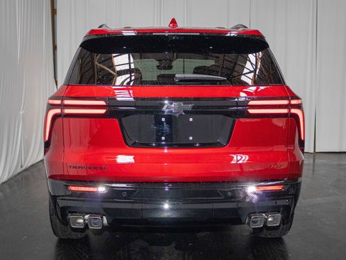 New 2026 Chevrolet Traverse RS w/ LPO, Floor Liner Package image 3