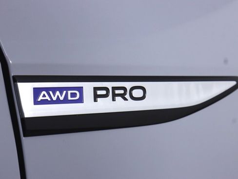 Used 2022 Volkswagen ID.4 Pro AWD/4WD image 34