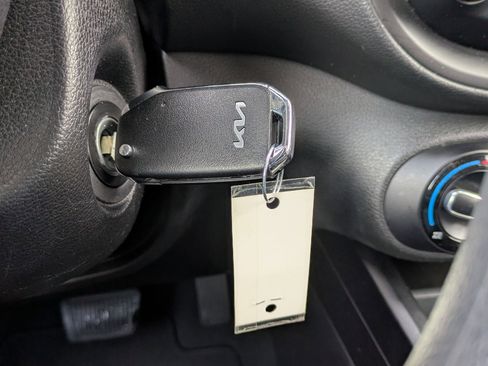 Certified 2023 Kia Soul LX w/ LX Technology Package image 21