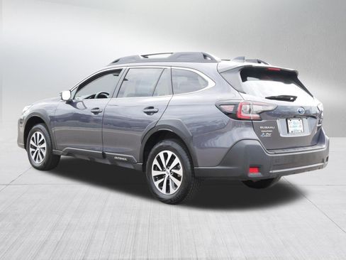 Certified 2024 Subaru Outback Premium AWD/4WD image 5