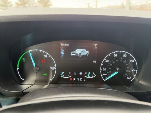 Used 2024 Ford Maverick XLT image 19