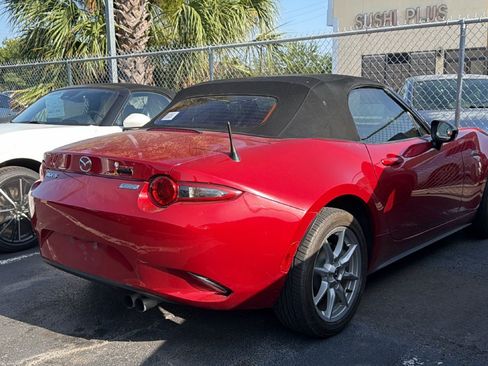 Used 2017 MAZDA MX-5 Miata Sport RWD image 24