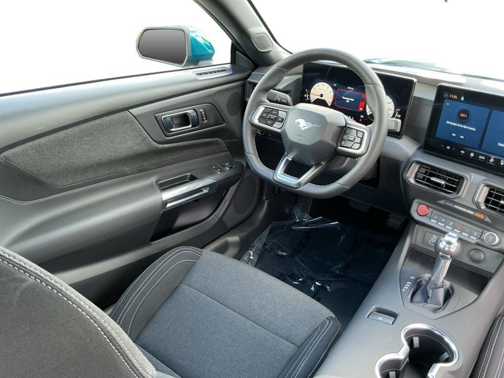 Used 2026 Ford Mustang Coupe RWD image 30