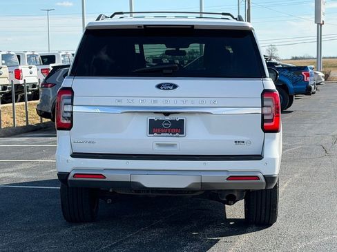Used 2024 Ford Expedition Limited image 6