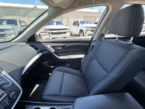 Used 2016 Nissan Altima 2.5 S w/ Power Driver Seat Package FWD image 32