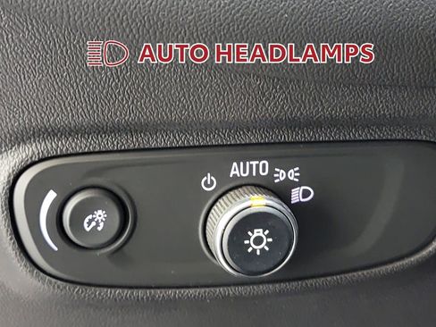 Used 2024 Chevrolet Equinox LT w/ LPO, Floor Liner Package FWD image 25