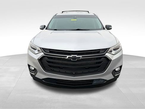 Used 2021 Chevrolet Traverse Premier w/ Redline Edition image 2