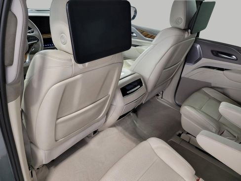 Used 2023 Cadillac Escalade Premium Luxury Platinum AWD/4WD image 22