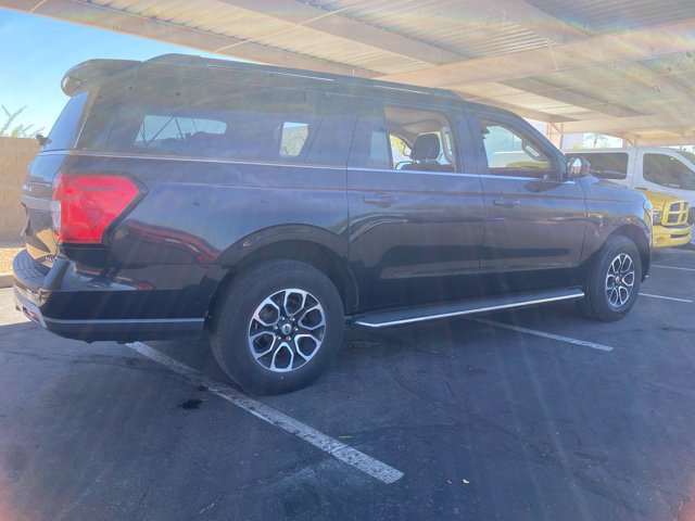 Used 2023 Ford Expedition Max XLT RWD image 3