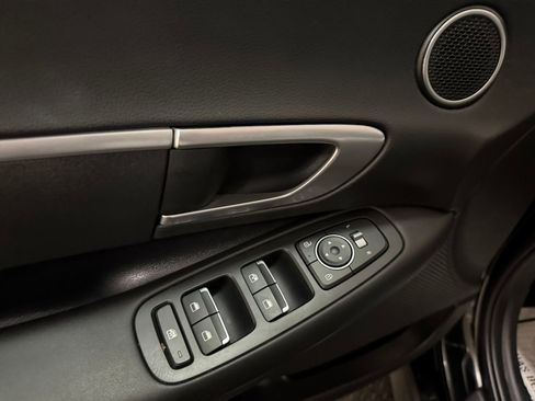 Used 2025 Hyundai Sonata SE image 23