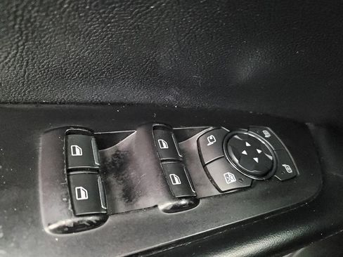 Used 2018 Lincoln MKX Reserve w/ Lincoln MKX Climate Package image 27