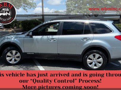 Used 2012 Subaru Outback 3.6R Limited w/ Moonroof Pkg