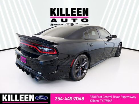Used 2020 Dodge Charger R/T w/ Performance Handling Group image 8