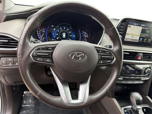 Used 2019 Hyundai Santa Fe FWD image 18