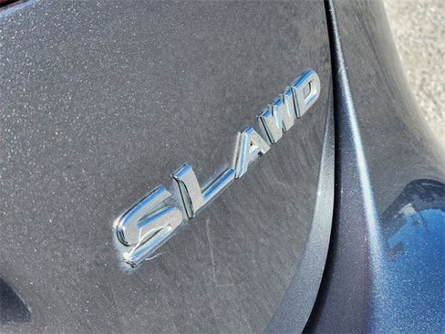 Used 2022 Nissan Rogue Sport SL w/ Premium Package image 12