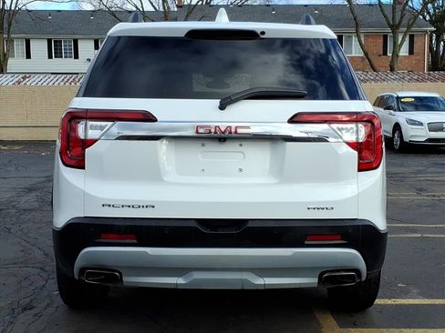 Used 2023 GMC Acadia SLE w/ Driver Convenience Package image 6