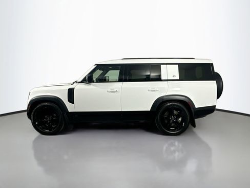 Certified 2023 Land Rover Defender 130 X-Dynamic SE image 10