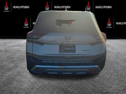 Used 2023 Nissan Rogue Platinum w/ Platinum Premium Package AWD/4WD image 4