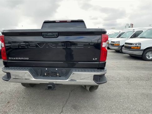 Used 2024 Chevrolet Silverado 2500 LT image 7