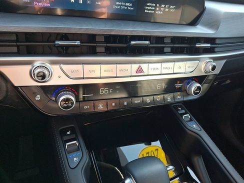Used 2024 Kia Telluride EX X-Line AWD/4WD image 16