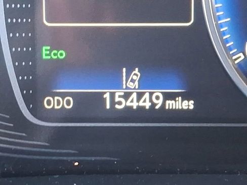 Used 2024 Lexus ES 350 w/ Premium Package image 21