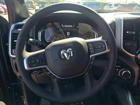 New 2026 RAM 1500 Big Horn AWD/4WD image 15