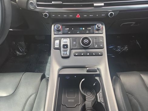 Used 2024 Hyundai Palisade Calligraphy FWD image 12