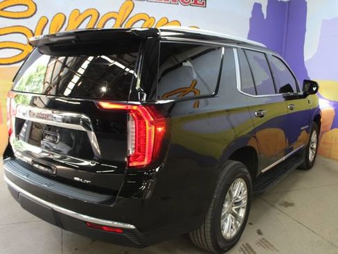 Used 2021 GMC Yukon SLT AWD/4WD image 8