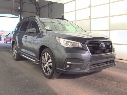 Used 2022 Subaru Ascent Limited image 1
