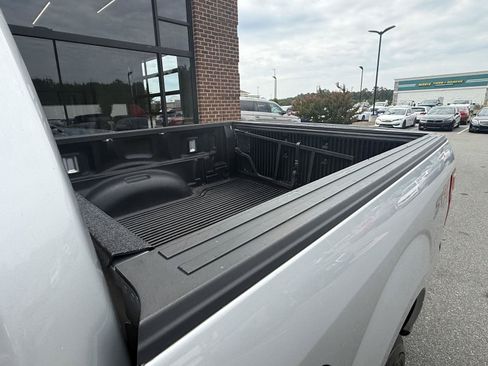 Used 2019 Ford F150 XL w/ Equipment Group 101A Mid AWD/4WD image 13