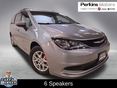 Used 2021 Chrysler Voyager Lxi image 1
