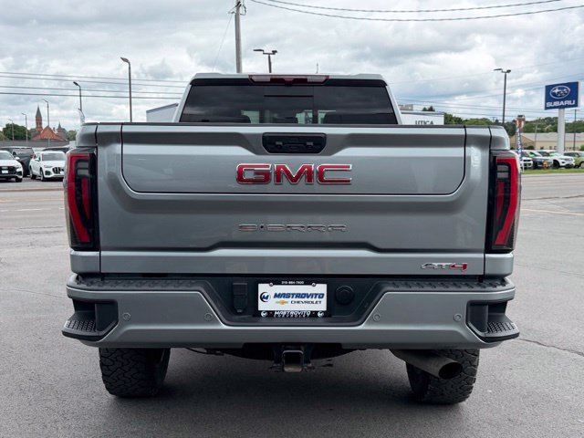 Used 2024 GMC Sierra 2500 AT4 w/ AT4 Preferred Package AWD/4WD image 6