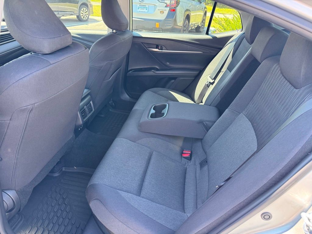 Used 2025 Toyota Camry LE FWD image 29