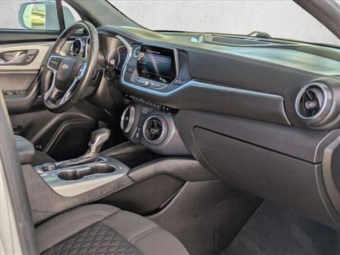 Used 2020 Chevrolet Blazer LT image 20