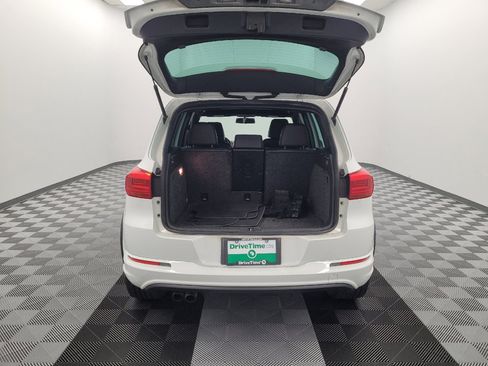 Used 2016 Volkswagen Tiguan R-Line FWD image 29